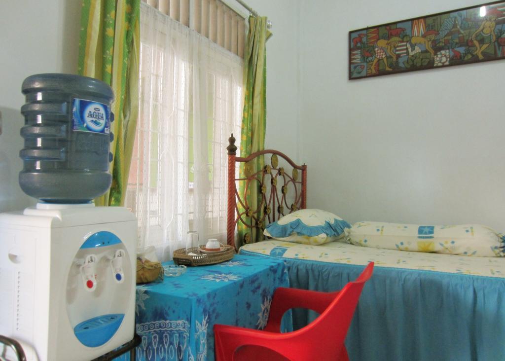 Griya 24 Homestay Medan Exterior foto
